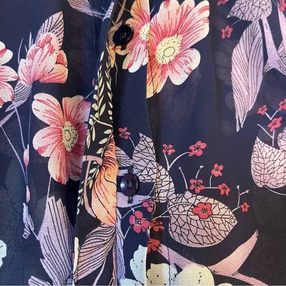 Urban Coco Semi-Sheer Navy Floral Print Blouse Women’s Medium Boho - Picture 7 of 10